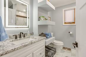 7 Mi to Cedar Point: Group Getaway in Huron