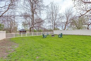 7 Mi to Cedar Point: Group Getaway in Huron