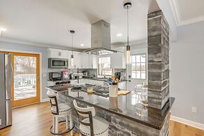 7 Mi to Cedar Point: Group Getaway in Huron