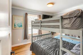 7 Mi to Cedar Point: Group Getaway in Huron