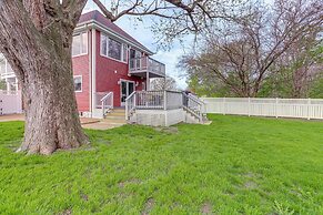 7 Mi to Cedar Point: Group Getaway in Huron