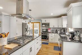 7 Mi to Cedar Point: Group Getaway in Huron