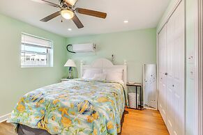 Walk to Shore: Atlantic Beach Condo w/ Pool Access