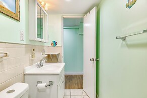 Walk to Shore: Atlantic Beach Condo w/ Pool Access