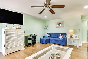 Walk to Shore: Atlantic Beach Condo w/ Pool Access