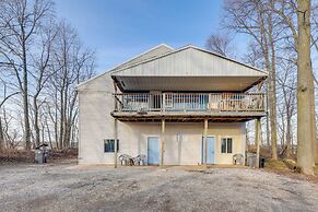 Rustic Apartment w/ Sunset Views in Elkhart!