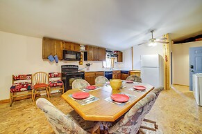 Rustic Apartment w/ Sunset Views in Elkhart!