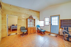 Rustic Apartment w/ Sunset Views in Elkhart!