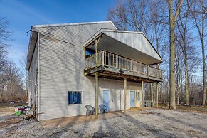 Rustic Apartment w/ Sunset Views in Elkhart!