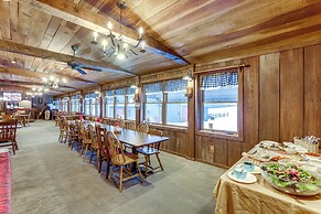 On-site Winery & Historic Charm: Uniontown Escape