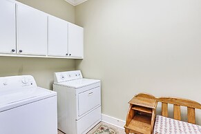 Private Boat Ramp & Dock: Kentucky Lake Cabin!