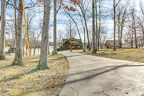 Private Boat Ramp & Dock: Kentucky Lake Cabin!