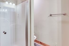 Private Boat Ramp & Dock: Kentucky Lake Cabin!