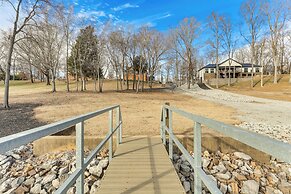 Private Boat Ramp & Dock: Kentucky Lake Cabin!