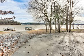 Private Boat Ramp & Dock: Kentucky Lake Cabin!