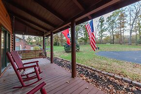 Private Boat Ramp & Dock: Kentucky Lake Cabin!