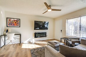 15 Mi to Greensboro: Archdale Condo w/ Fireplace
