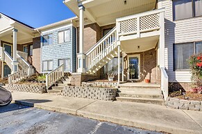 15 Mi to Greensboro: Archdale Condo w/ Fireplace