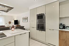 Maes-y-berllan - Close to Village and Beach