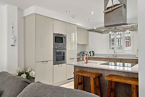 Maes-y-berllan - Close to Village and Beach