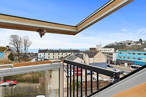 Maes-y-berllan - Close to Village and Beach