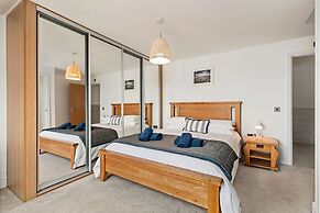 Maes-y-berllan - Close to Village and Beach