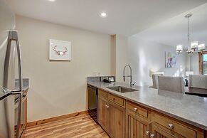 Bright, Mountain Modern Breckenridge Condo 1 Bedroom Condo