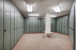 Bright, Mountain Modern Breckenridge Condo 1 Bedroom Condo