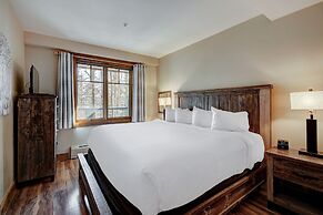Bright, Mountain Modern Breckenridge Condo 1 Bedroom Condo