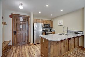 Bright, Mountain Modern Breckenridge Condo 1 Bedroom Condo