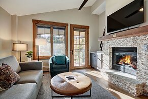 Beautifully Updated Mountain Chic Condo 1 Bedroom Condo