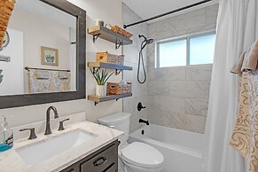 Dean's Retreat At Georgetown 3 Bedroom Dean's Retreat in Georgetown Sp