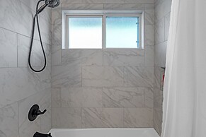 Dean's Retreat At Georgetown 3 Bedroom Dean's Retreat in Georgetown Sp