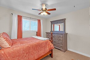 Dean's Retreat At Georgetown 3 Bedroom Dean's Retreat in Georgetown Sp