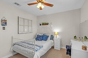 Dean's Retreat At Georgetown 3 Bedroom Dean's Retreat in Georgetown Sp