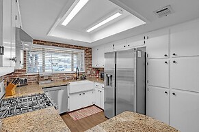 Dean's Retreat At Georgetown 3 Bedroom Dean's Retreat in Georgetown Sp