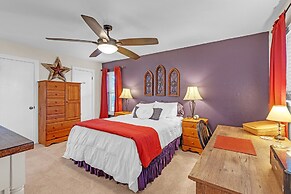 Dean's Retreat At Georgetown 3 Bedroom Dean's Retreat in Georgetown Sp