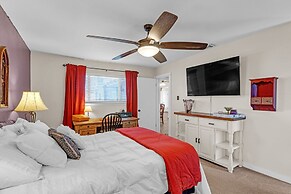 Dean's Retreat At Georgetown 3 Bedroom Dean's Retreat in Georgetown Sp