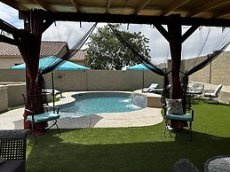 Desert Oasis W/ Pool & Stunning Mountain Views 4 Bedroom Home