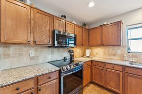 Desert Oasis W/ Pool & Stunning Mountain Views 4 Bedroom Home