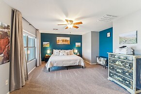 Desert Oasis W/ Pool & Stunning Mountain Views 4 Bedroom Home