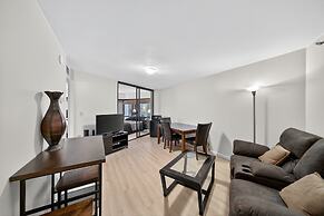 Chic Dt Honolulu Executive Condo 1 Bedroom Condo
