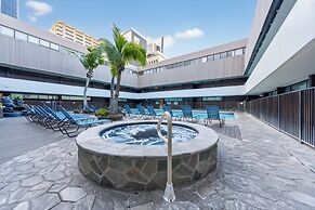 Chic Dt Honolulu Executive Condo 1 Bedroom Condo