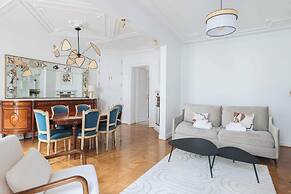 Elegant Apartment for 4 People