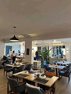 Léon Hôtel Kinshasa