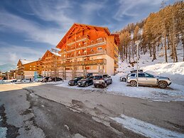 Apartment in French Alps With Heated Pool