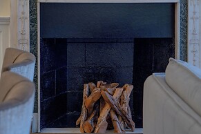 The Egerton - Serviced  Apartments