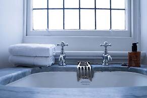 The Egerton - Serviced  Apartments