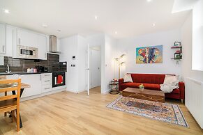 Deluxe 1 Bed Apartment, London