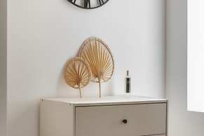 Deluxe 1 Bed Apartment, London